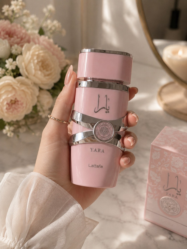 عطر زنونه ۱۰۰میل یارا لطافه(تولید امارات)